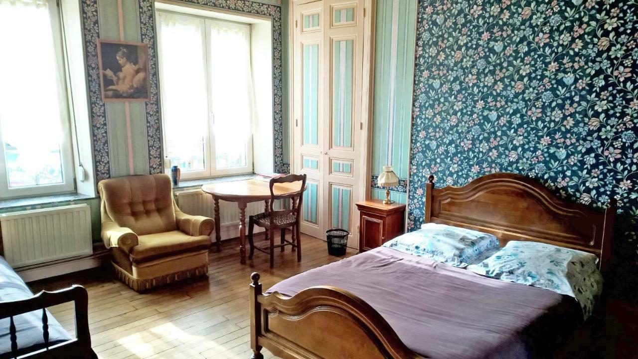 Bed and Breakfast Le Point Du Jour Revin  Exteriér fotografie